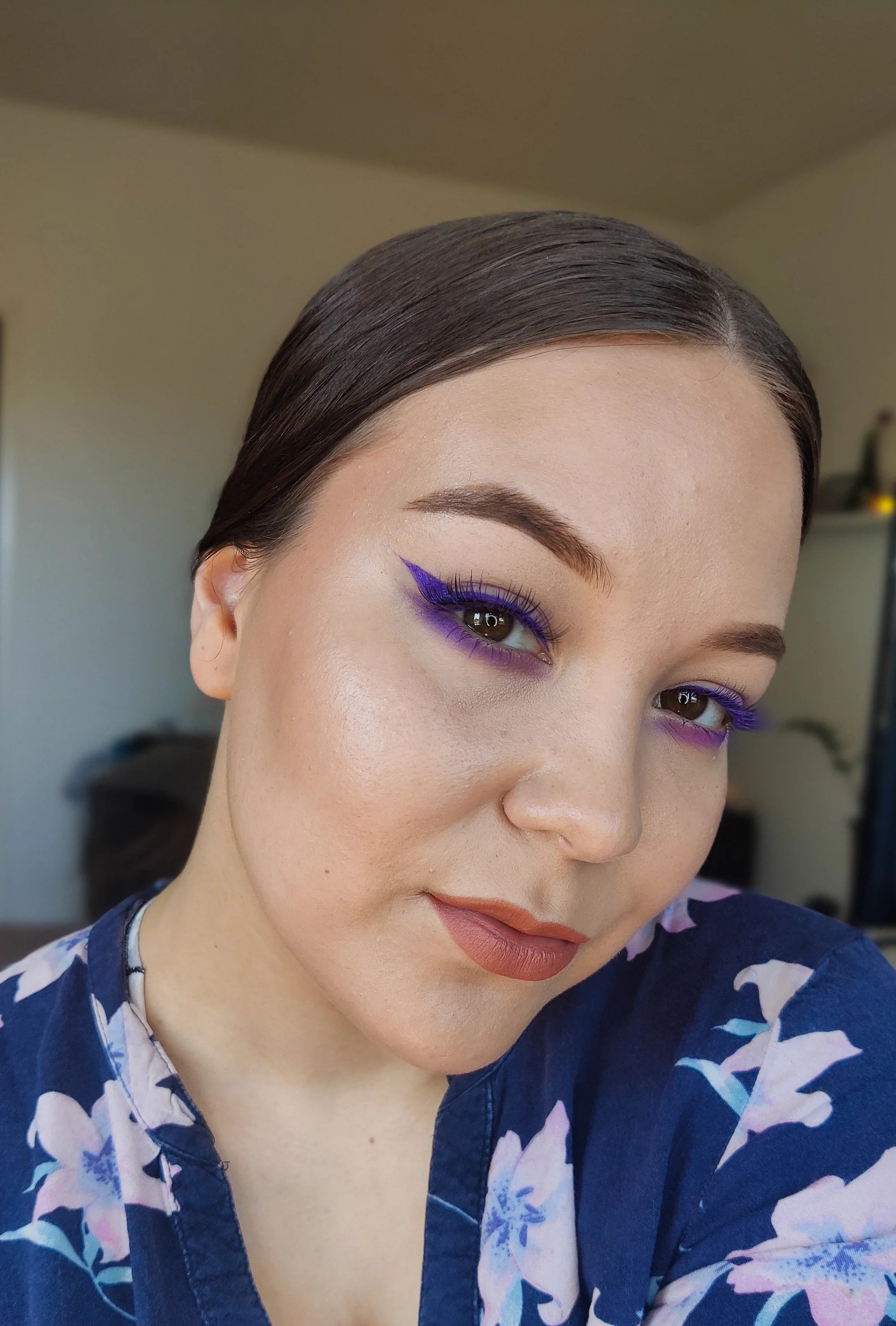 Piristä lookkia ja kokeile eriväristä meikkiä